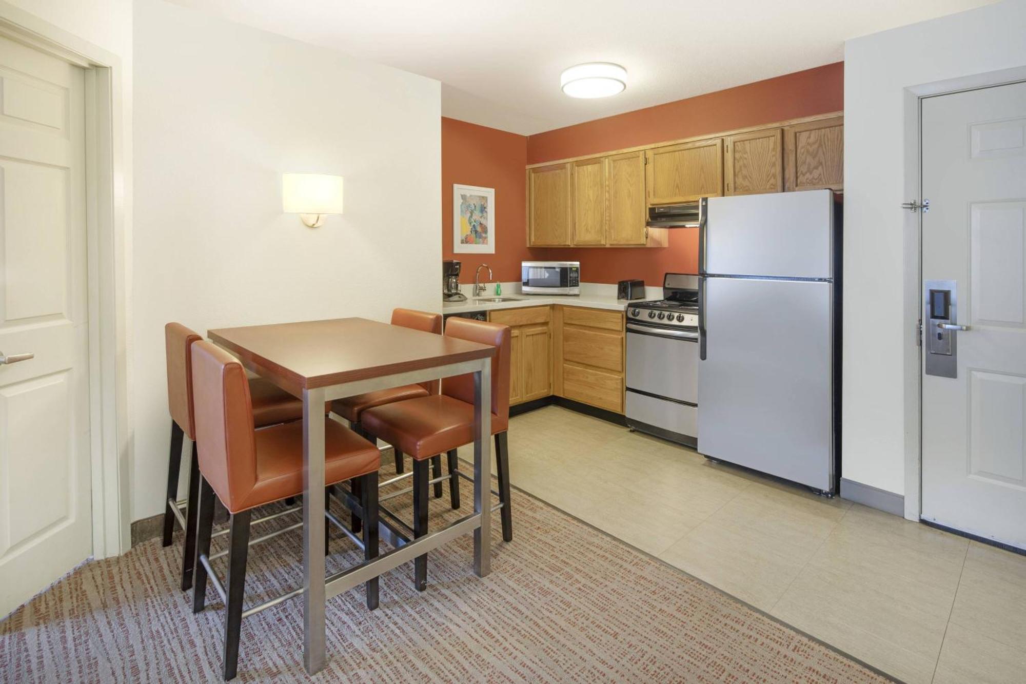 Residence Inn Indianapolis Airport Exterior foto