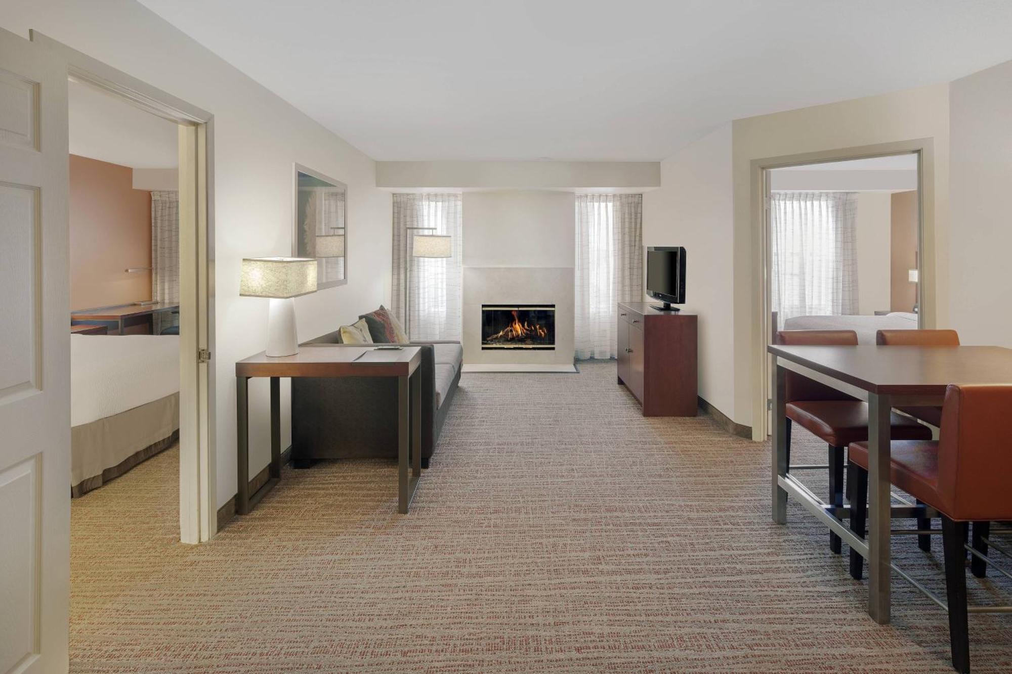 Residence Inn Indianapolis Airport Exterior foto